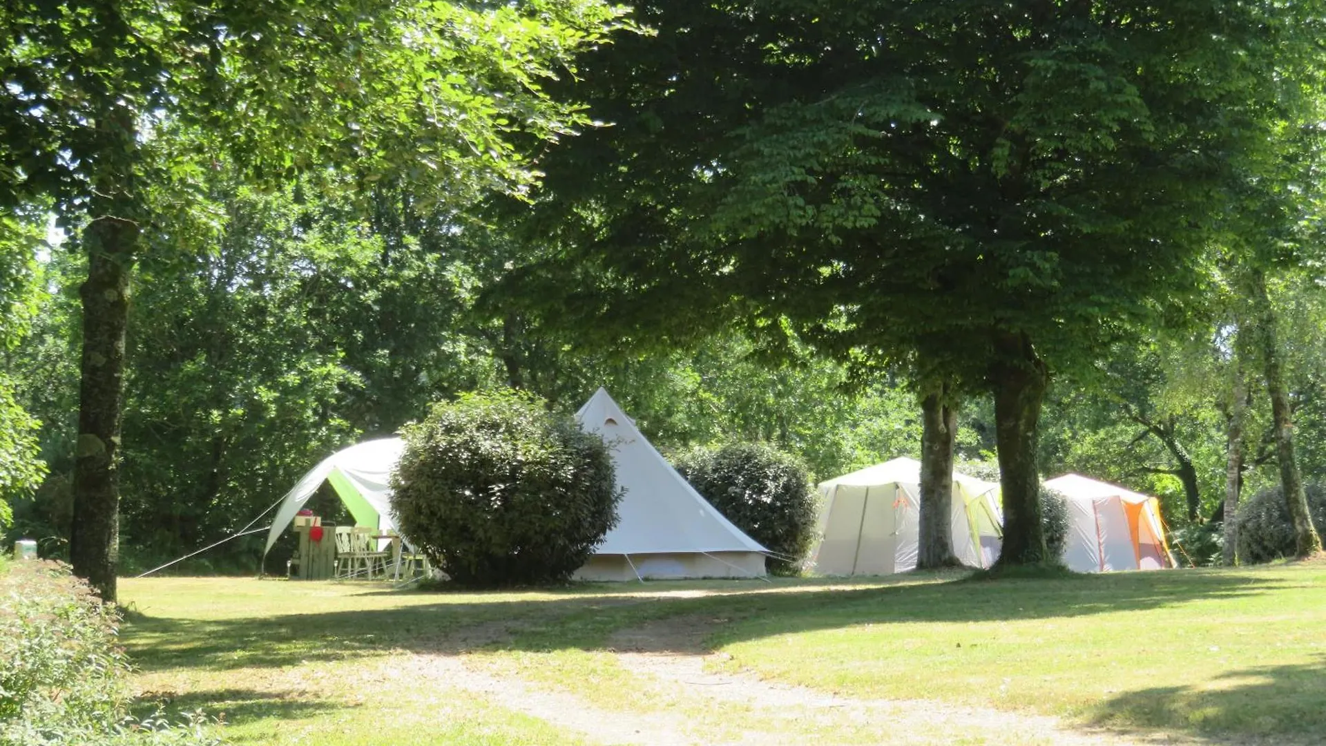 Beaurepaire Bell Tent Commana 0*,